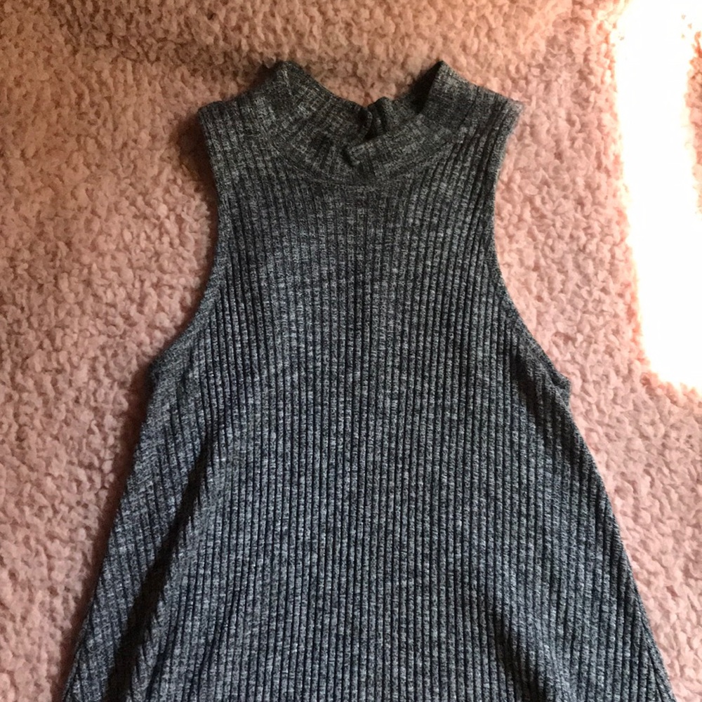Grey sleeveless dress
